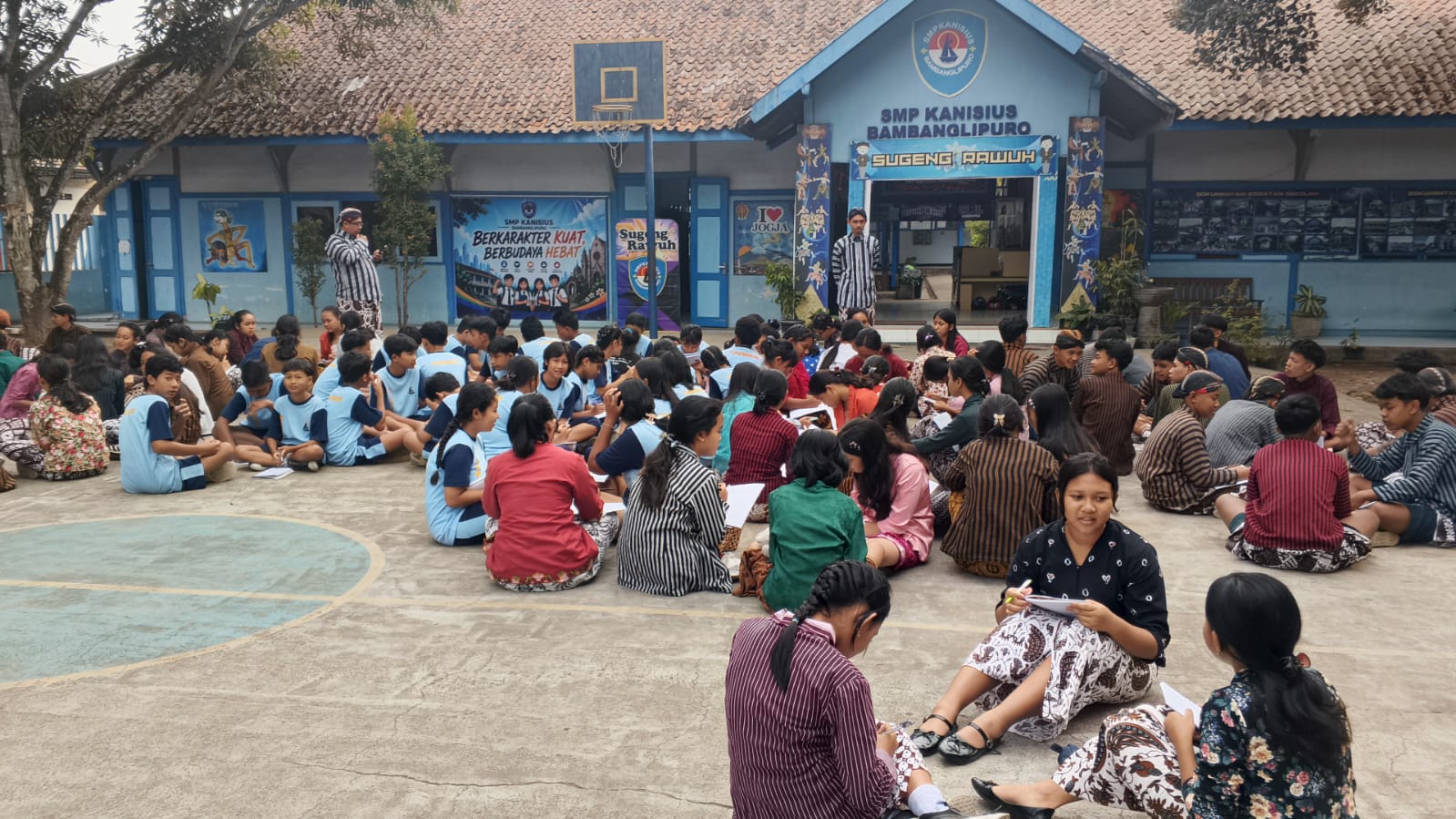 Hero SMP Kanisius Bambanglipuro